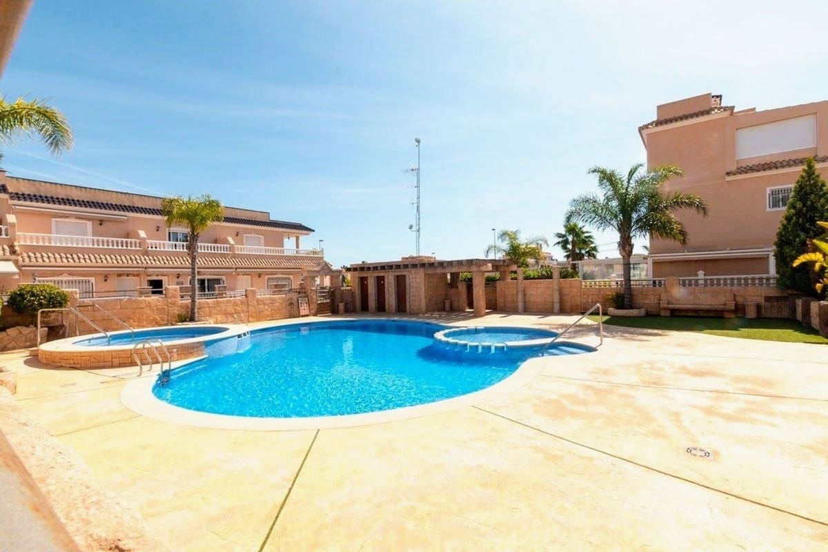 Apartamento de 3 habitaciones en Los Dolses en venta con piscina garaje - 395.000 € (Ref: 9372021)