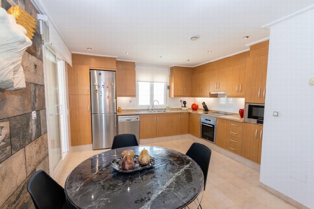 3 bedroom Apartment for sale in Los Dolses with pool garage - € 395,000 (Ref: 9372021)