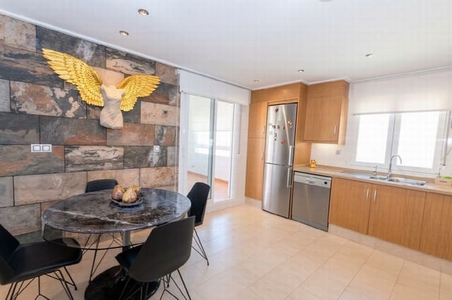 3 slaapkamer Appartement te koop in Villamartin, Orihuela met zwembad garage - € 395.000 (Ref: 9372021)