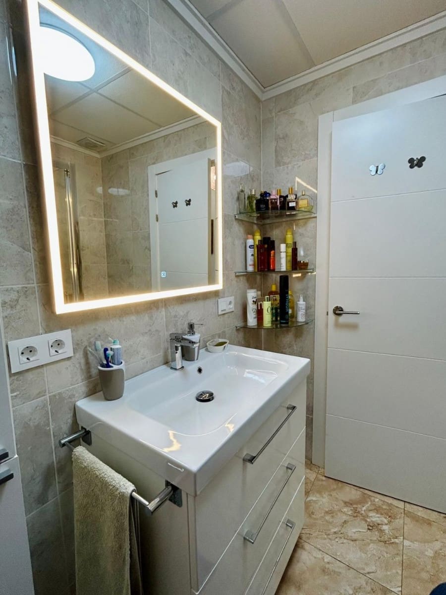 2 slaapkamer Huis te koop in Torrevieja - € 154.900 (Ref: 9375131)