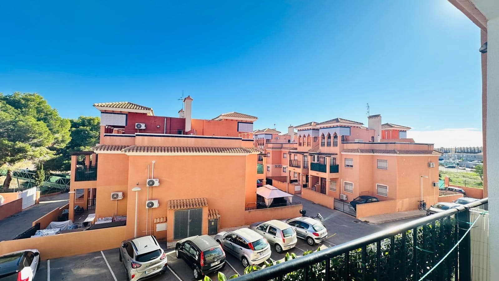 2 bedroom Apartment for sale in Orihuela Costa with pool - € 167,260 (Ref: 9375133)