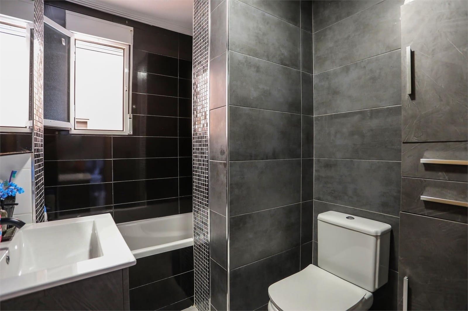 2 bedroom Apartment for sale in Orihuela Costa with pool - € 167,260 (Ref: 9375133)