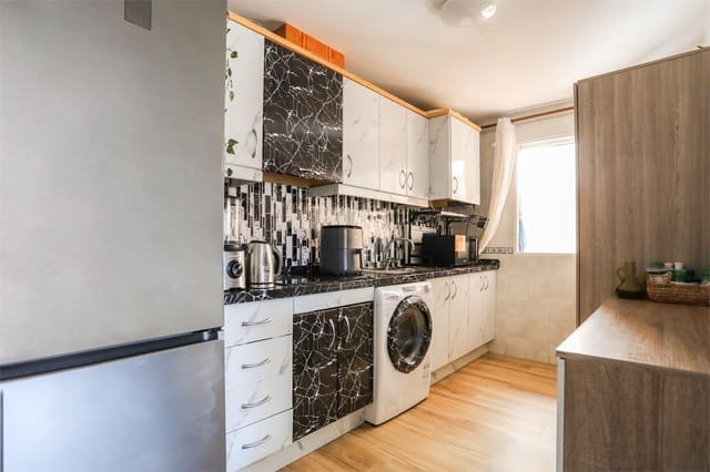 2 bedroom Apartment for sale in Playa Flamenca, Orihuela with pool - € 167,260 (Ref: 9375133)