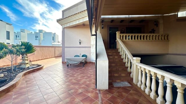 4 sypialnia Dom na sprzedaż w Torrevieja - 449 900 € (Ref: 9375134)