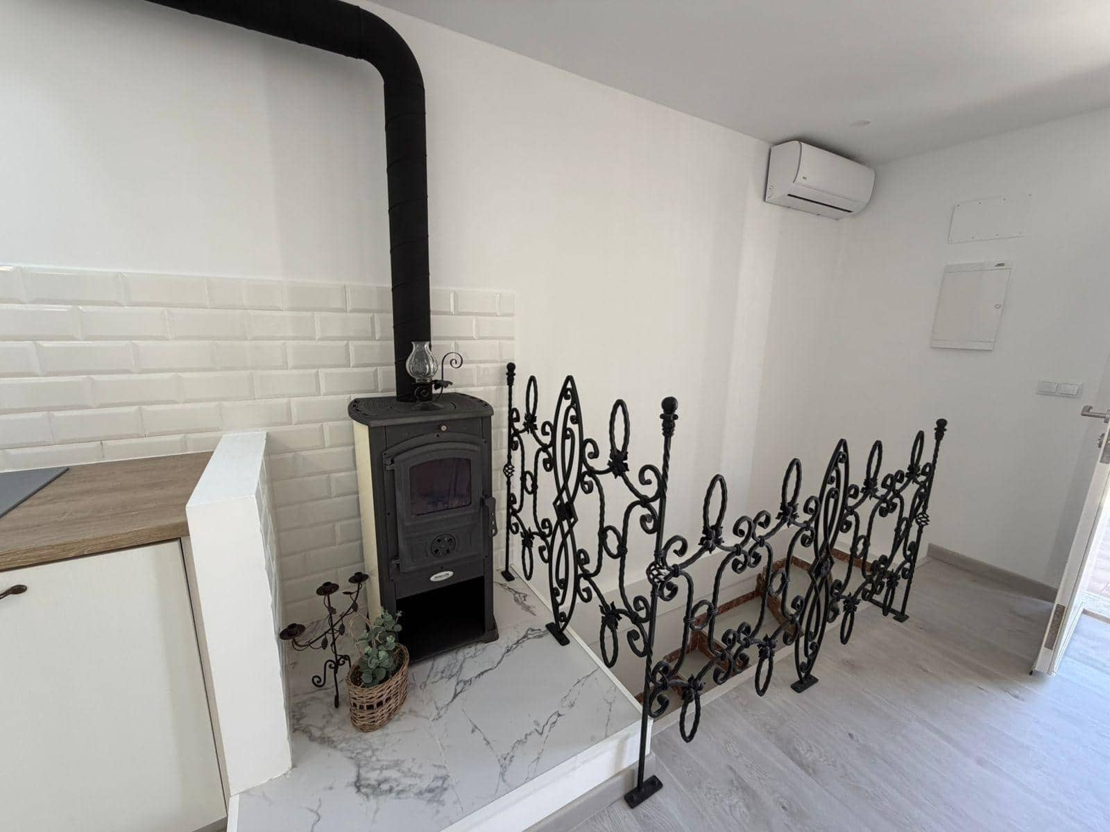 4 slaapkamer Halfvrijstaande villa te koop in Torrevieja met zwembad - € 369.000 (Ref: 9375135)
