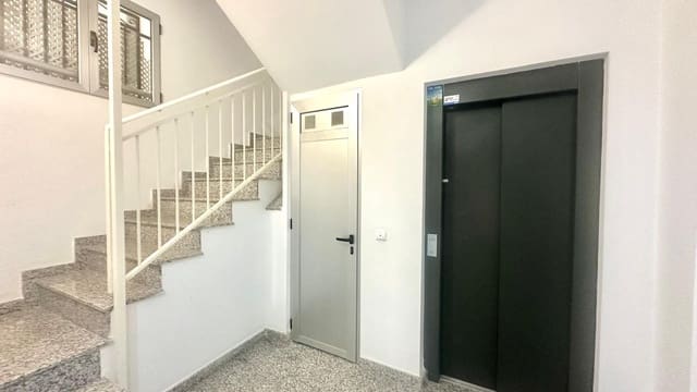 2 makuuhuone Huoneisto myytävänä paikassa Gaspar Perelló, Torrevieja - 177 900 € (Ref: 9375136)