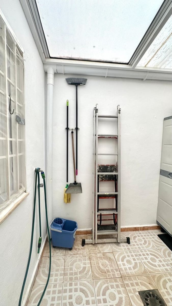 2 bedroom Bungalow for sale in Torrevieja with pool - € 154,900 (Ref: 9375139)