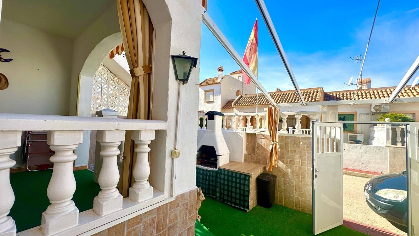 2 bedroom Bungalow for sale in Torrevieja with pool - € 154,900 (Ref: 9375139)