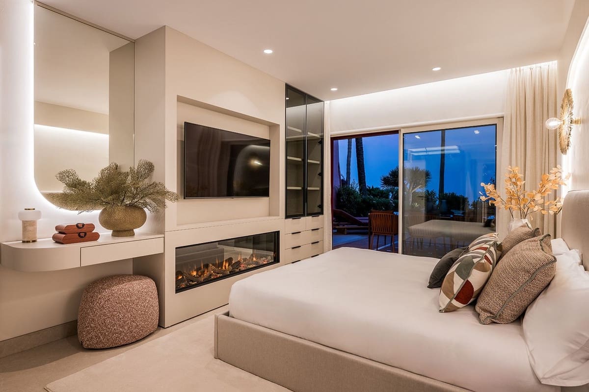 3 sypialnia Apartament na sprzedaż w Estepona z basenem garażem - 2 350 000 € (Ref: 9375143)