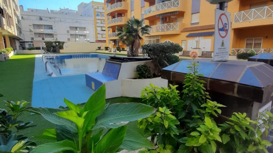 3 chambre Appartement à vendre à Torrevieja avec piscine - 185 000 € (Ref: 9376715)