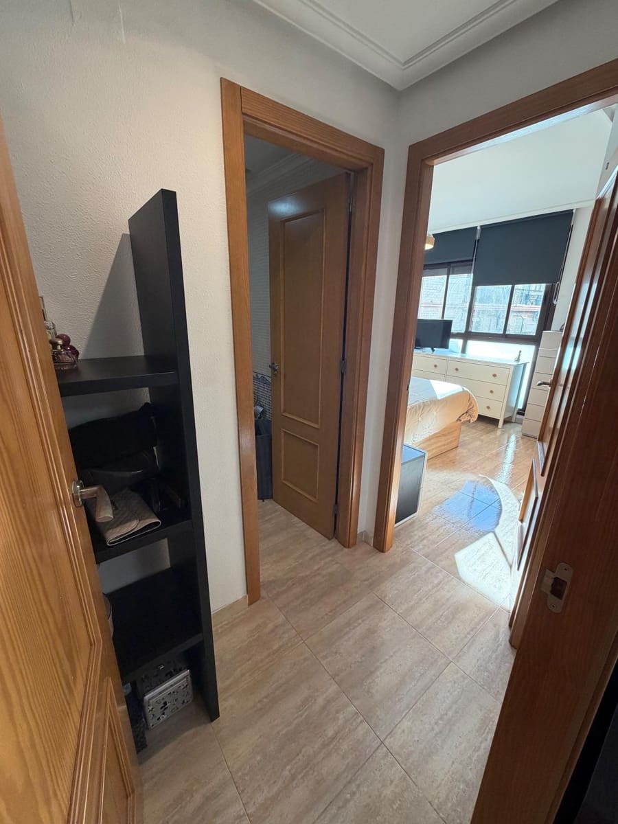 2 quarto Apartamento para venda em Torrevieja com piscina - 189 000 € (Ref: 9377890)