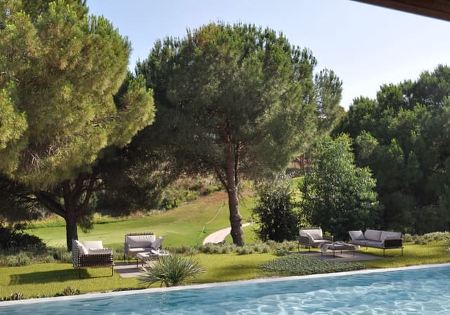 Chalet de 3 habitaciones en La Cala Golf, Mijas en venta con piscina - 1.475.000 € (Ref: 9378917)