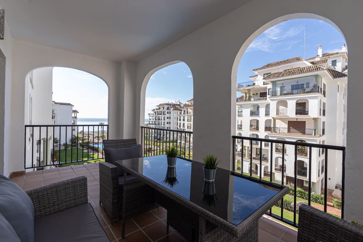 2 chambre Appartement à vendre à La Duquesa / Puerto de la Duquesa - 345 000 € (Ref: 9378927)