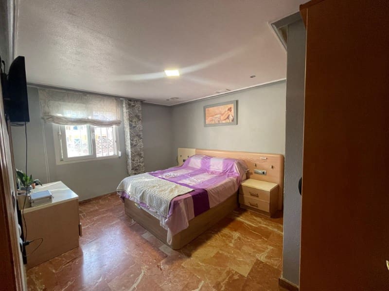 4 soveværelse Lejlighed til salg i Torrevieja - € 277.000 (Ref: 9382545)