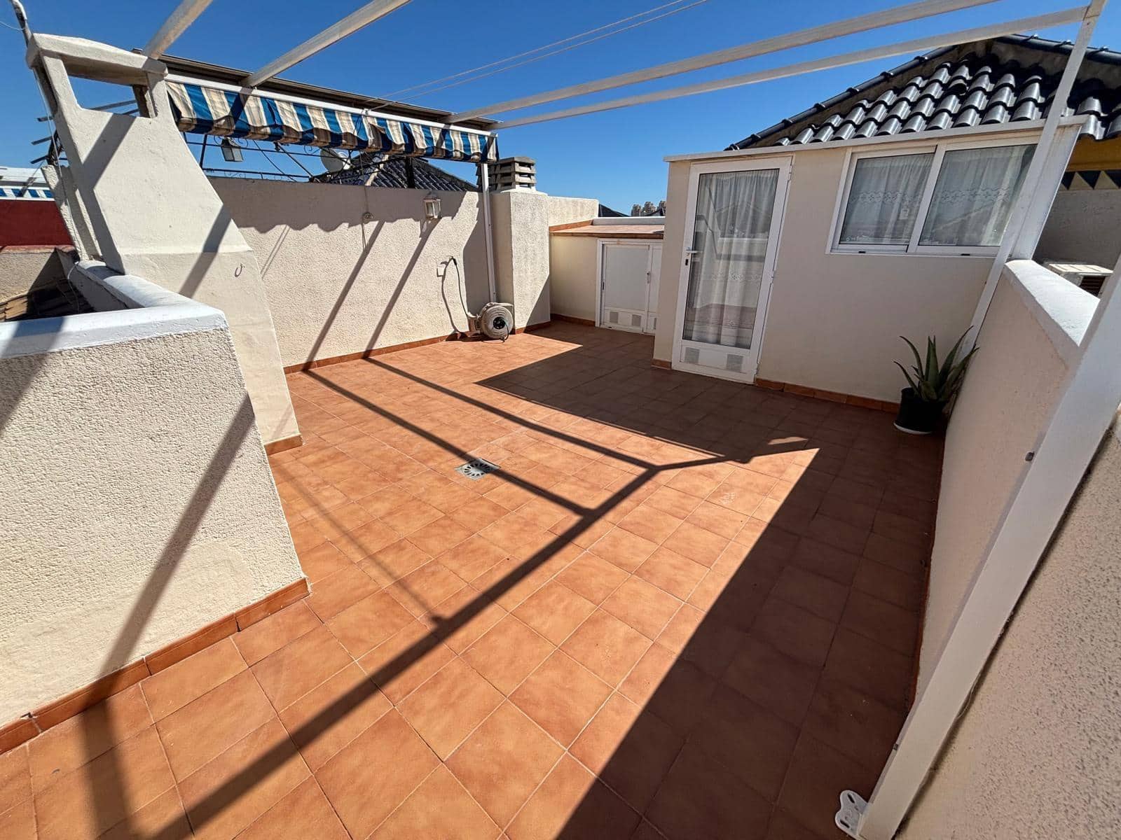 3 sypialnia Bungalow na sprzedaż w Torrevieja z garażem - 162 000 € (Ref: 9382559)