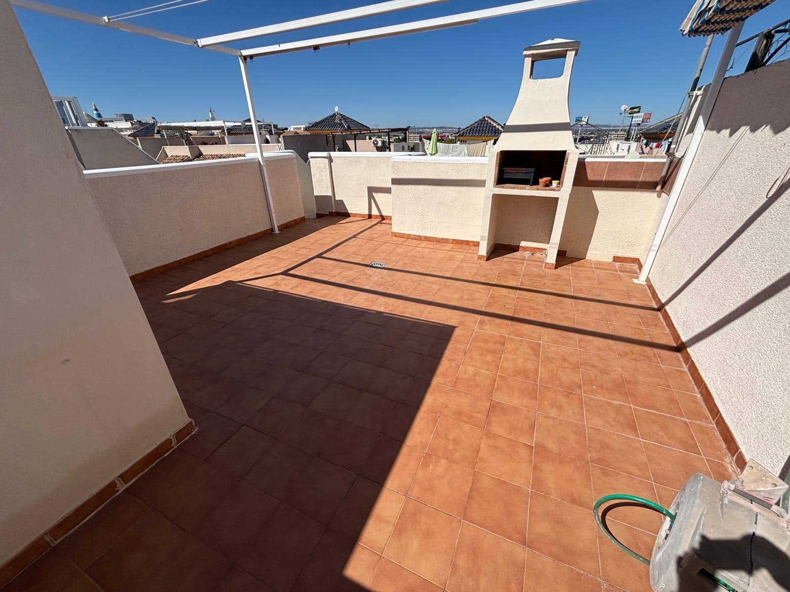 3 camera da letto Bungalow in vendita in Torrevieja con garage - 156.000 € (Rif: 9382559)