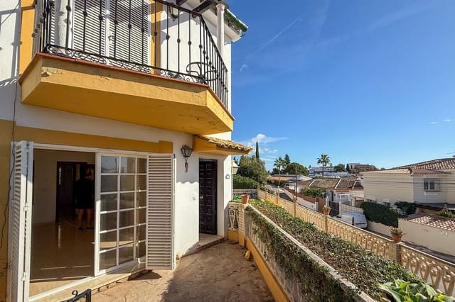 3 sypialnia Dom na sprzedaż w Mijas Costa, Mijas z basenem garażem - 349 950 € (Ref: 9382561)