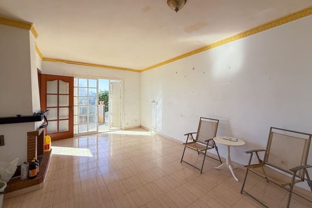 3 soveværelse Semi-Rækkehus til salg i Mijas med swimmingpool garage - € 325.000 (Ref: 9382561)