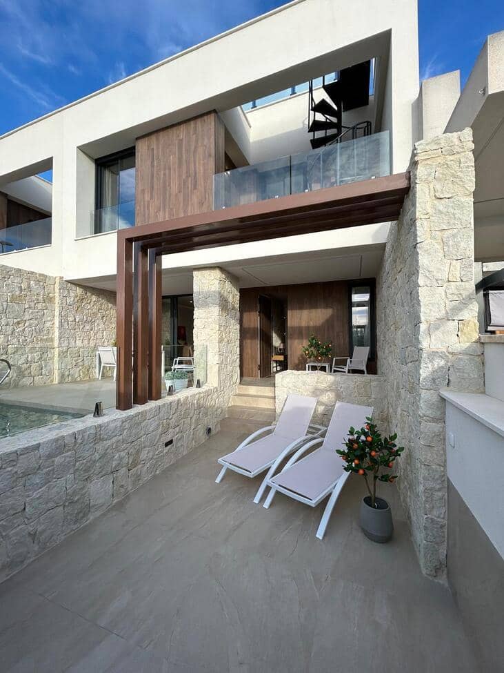 3 bedroom Townhouse for sale in Dolores with pool - € 430,000 (Ref: 9385404)