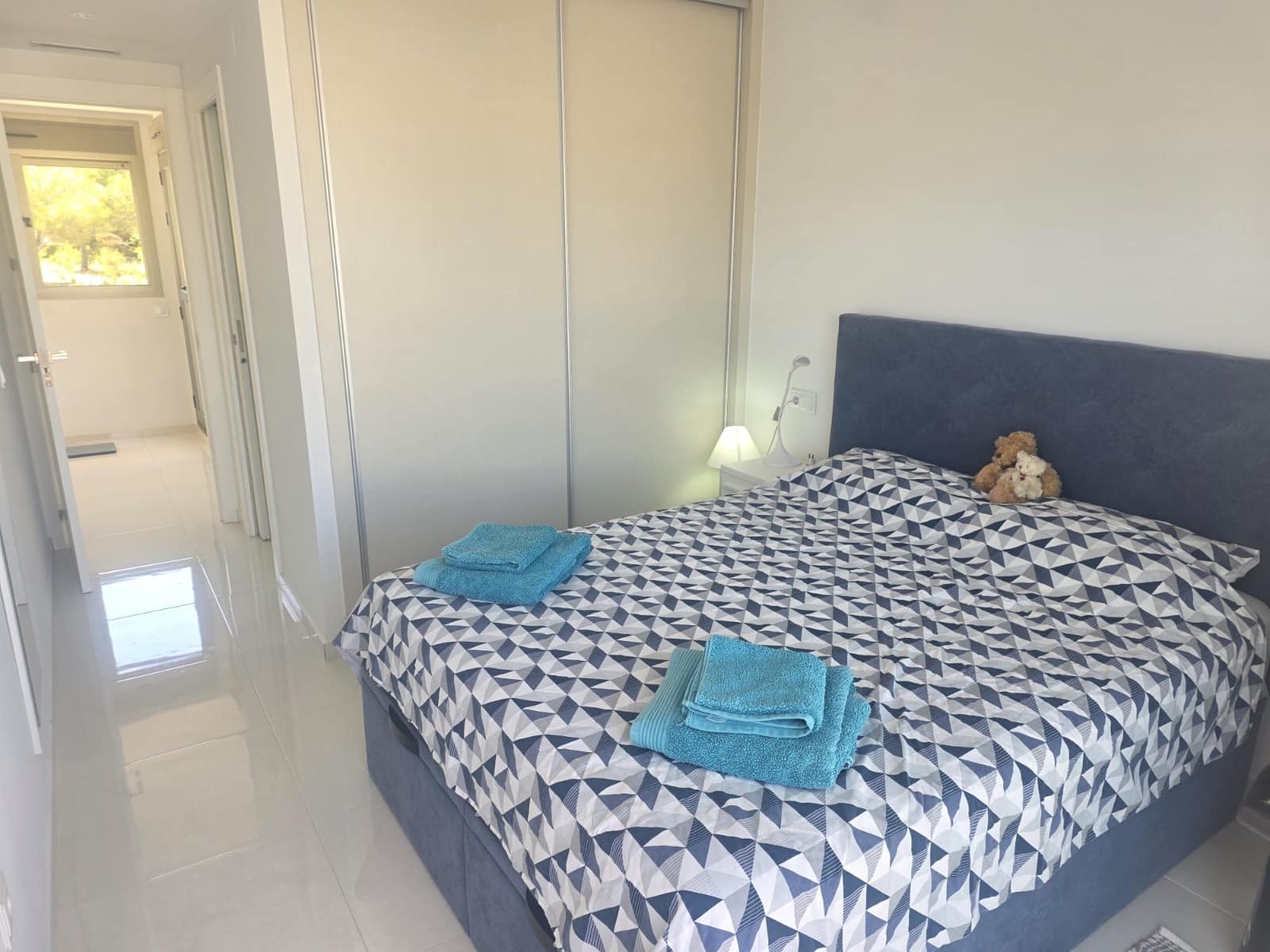 Chalet de 3 habitaciones en San Miguel de Salinas en venta - 429.000 € (Ref: 9385405)