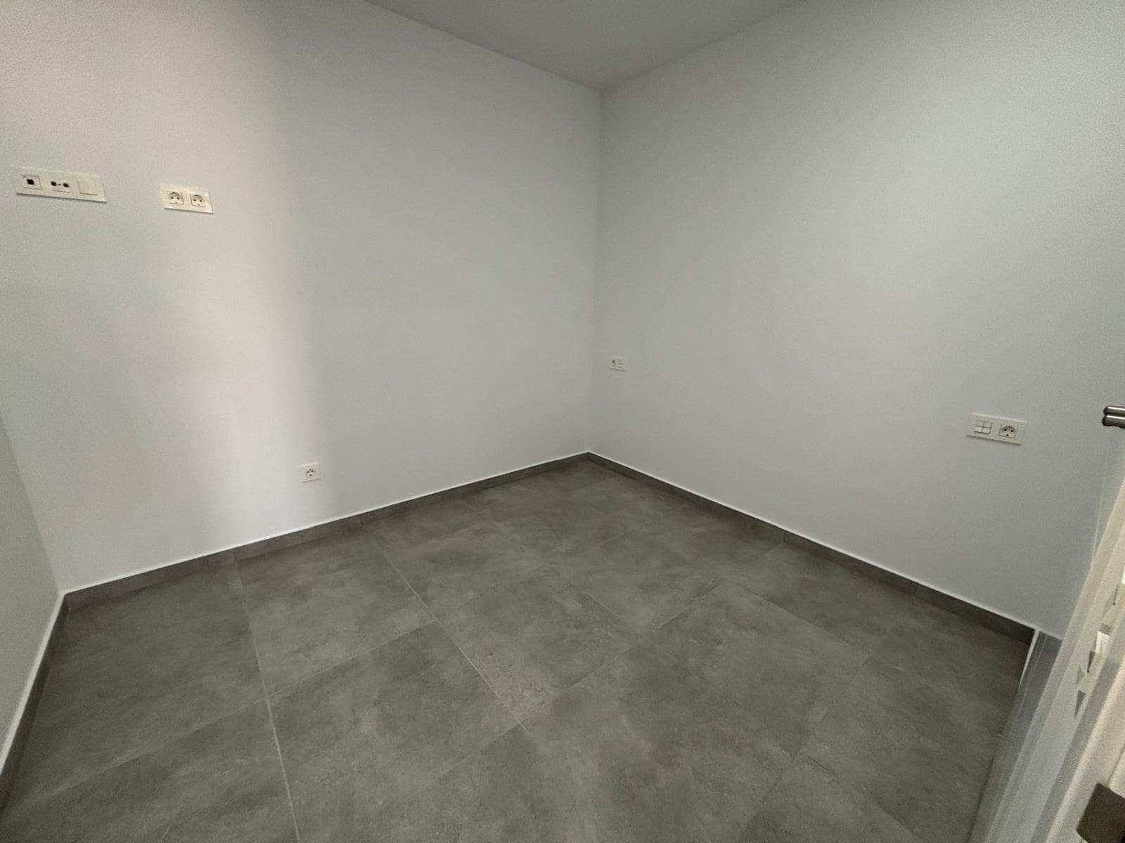 Apartamento de 3 habitaciones en Torrevieja en venta con piscina - 329.000 € (Ref: 9385412)