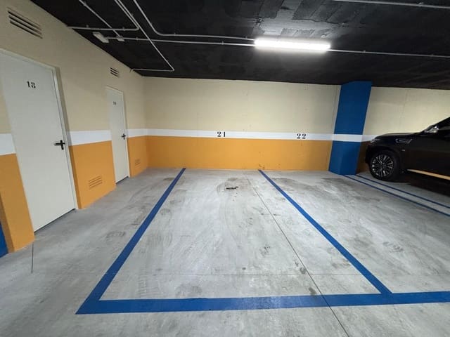 Apartamento de 3 habitaciones en Las Piscinas Naturales, Torrevieja en venta con piscina - 329.000 € (Ref: 9385412)