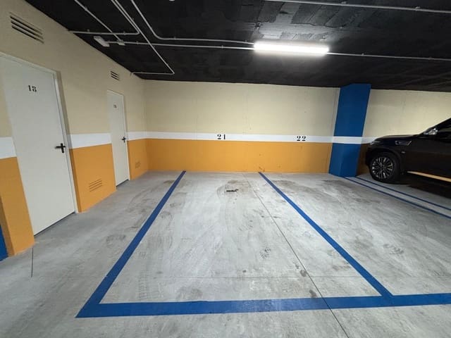 Apartamento de 3 habitaciones en Las Piscinas Naturales, Torrevieja en venta con piscina - 329.000 € (Ref: 9385412)