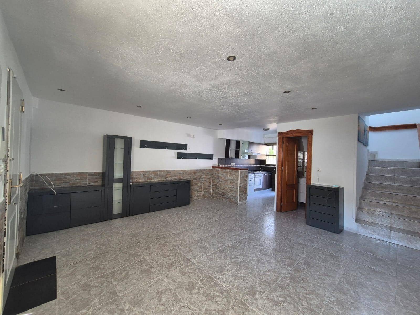 3 bedroom Townhouse for sale in Torrevieja - € 169,000 (Ref: 9385414)