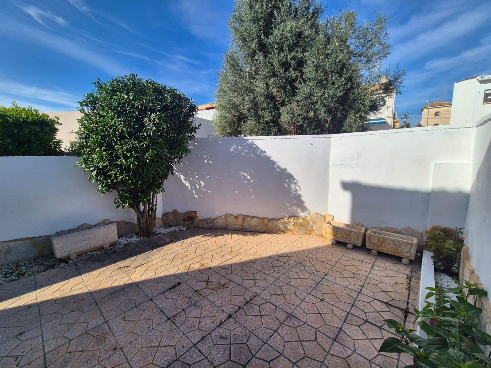 3 bedroom Townhouse for sale in Torrevieja - € 169,000 (Ref: 9385414)