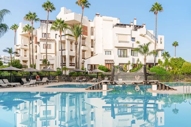 3 bedroom Beach Apartment for sale in Cancelada, Estepona with pool - € 1,995,000 (Ref: 9385417)