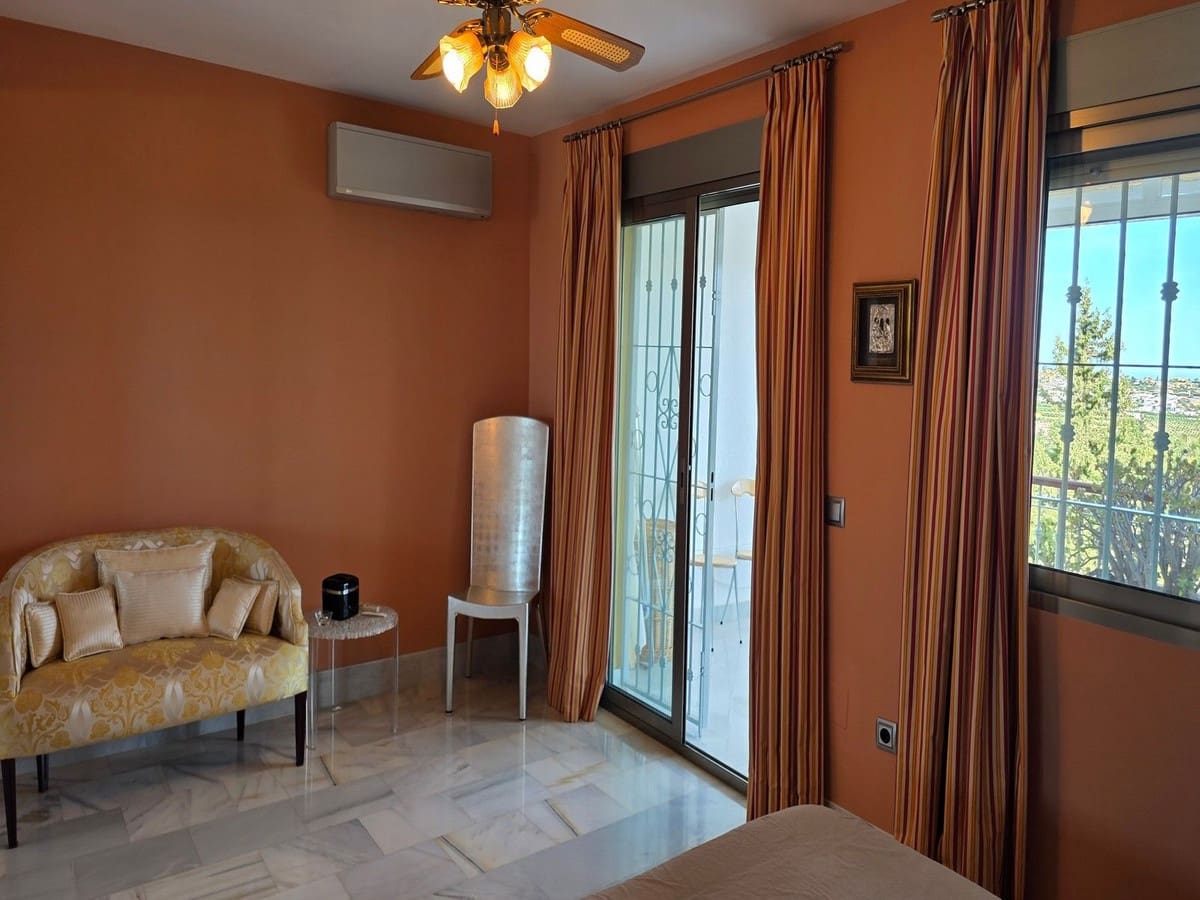 3 bedroom Townhouse for sale in Mijas Golf with garage - € 425,000 (Ref: 9385419)