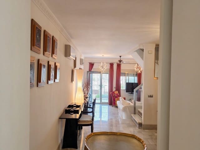 3 soverom Hus til salgs i Mijas Golf, Mijas - € 405 000 (Ref: 9385419)