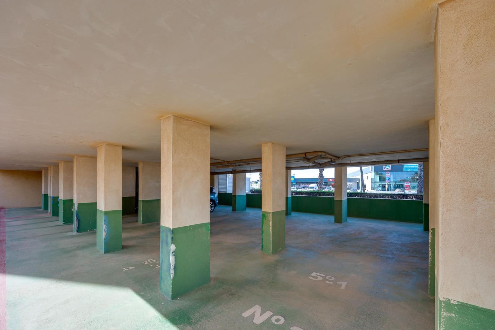 3 Zimmer Apartment zu verkaufen in Torrevieja mit Pool Garage - 194.900 € (Ref: 9387773)