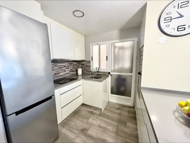 2 quarto Apartamento para venda em Parque de las Naciones, Torrevieja com piscina - 148 900 € (Ref: 9387779)