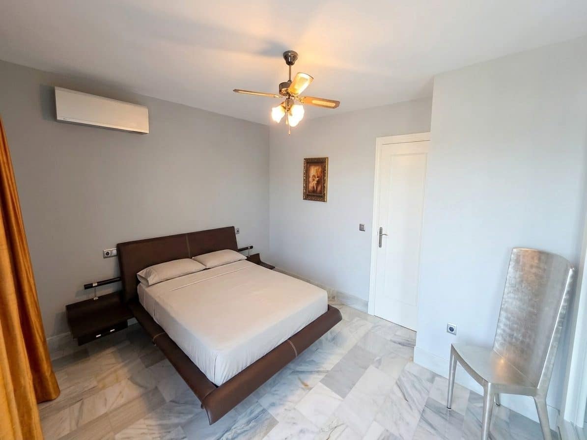 3 chambre Villa/Maison à vendre à Mijas Costa avec garage - 405 000 € (Ref: 9387787)