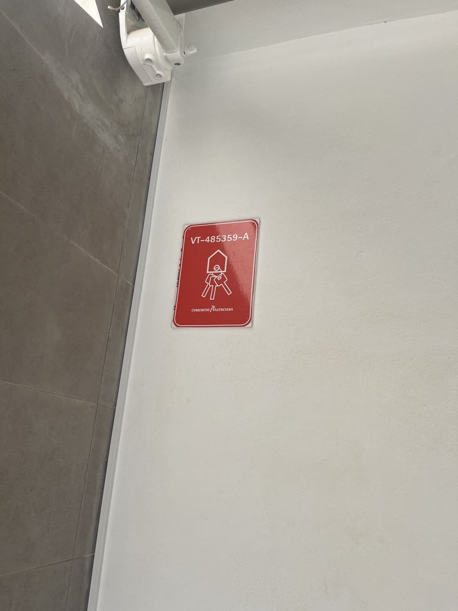 Casa de 3 habitaciones en Villamartin en venta con piscina - 335.000 € (Ref: 9387788)