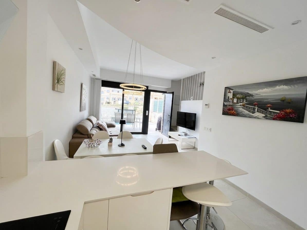 3 bedroom Villa for sale in Orihuela with pool - € 335,000 (Ref: 9387788)