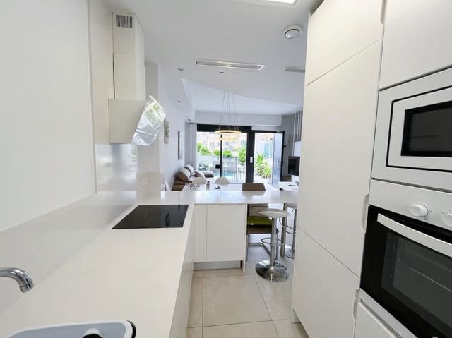 3 chambre Maison de Ville à vendre à Lomas de Campoamor - Las Ramblas, Orihuela avec piscine - 335 000 € (Ref: 9387788)