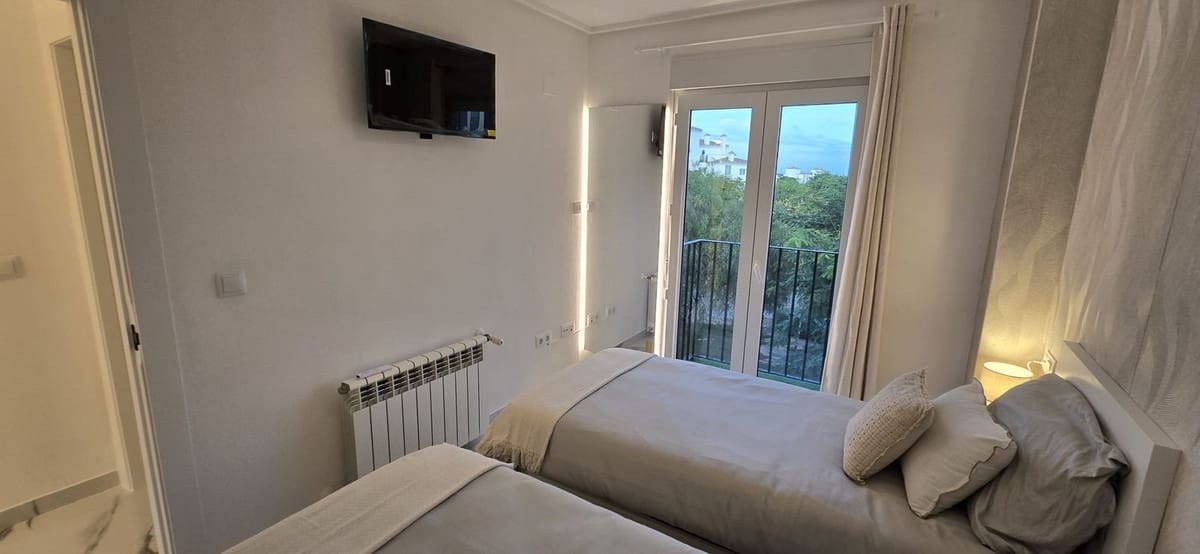 2 soveværelse Lejlighed til salg i Hacienda Riquelme med garage - € 189.900 (Ref: 9390464)