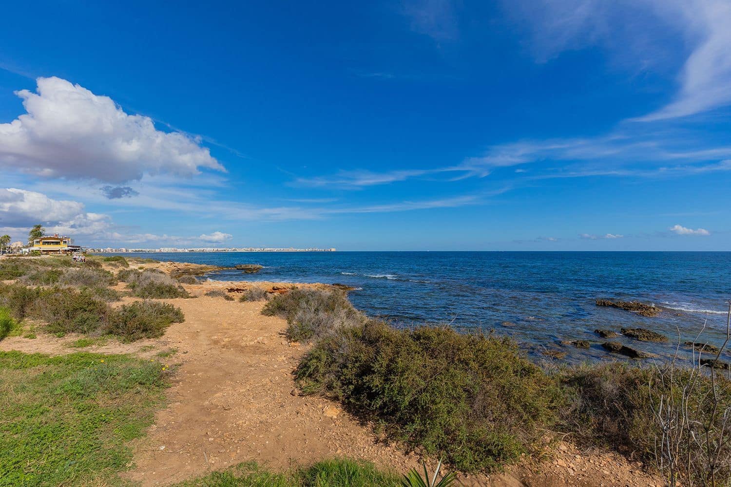 2 soveværelse Lejlighed til salg i Torrevieja med swimmingpool garage - € 255.000 (Ref: 9390483)