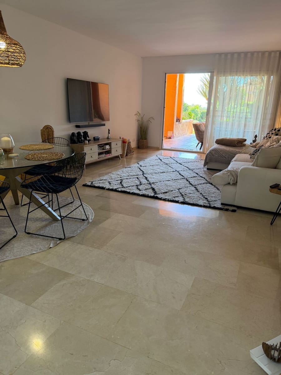 Apartamento de 3 habitaciones en La Duquesa / Puerto de la Duquesa en venta - 595.000 € (Ref: 9390488)