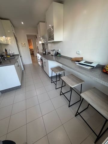 Apartamento de 3 habitaciones en La Duquesa / Puerto de la Duquesa, Manilva en venta - 595.000 € (Ref: 9390488)