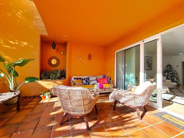 3 quarto Apartamento para venda em La Duquesa / Puerto de la Duquesa, Manilva - 595 000 € (Ref: 9390488)