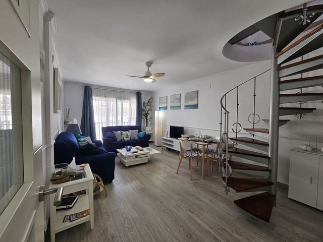 Apartamento de 2 habitaciones en La Duquesa / Puerto de la Duquesa, Manilva en venta - 330.000 € (Ref: 9390489)