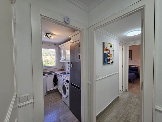 2 chambre Appartement à vendre à La Duquesa / Puerto de la Duquesa, Manilva - 325 000 € (Ref: 9390489)