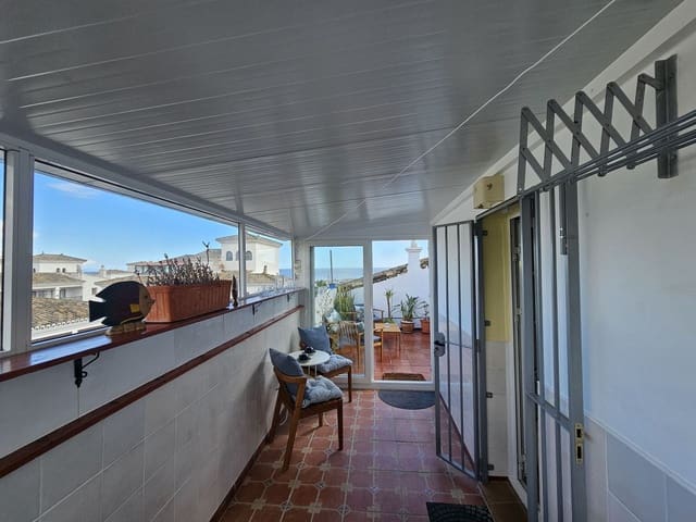 2 makuuhuone Huoneisto myytävänä paikassa La Duquesa / Puerto de la Duquesa, Manilva mukana 
autotalli - 325 000 € (Ref: 9390489)