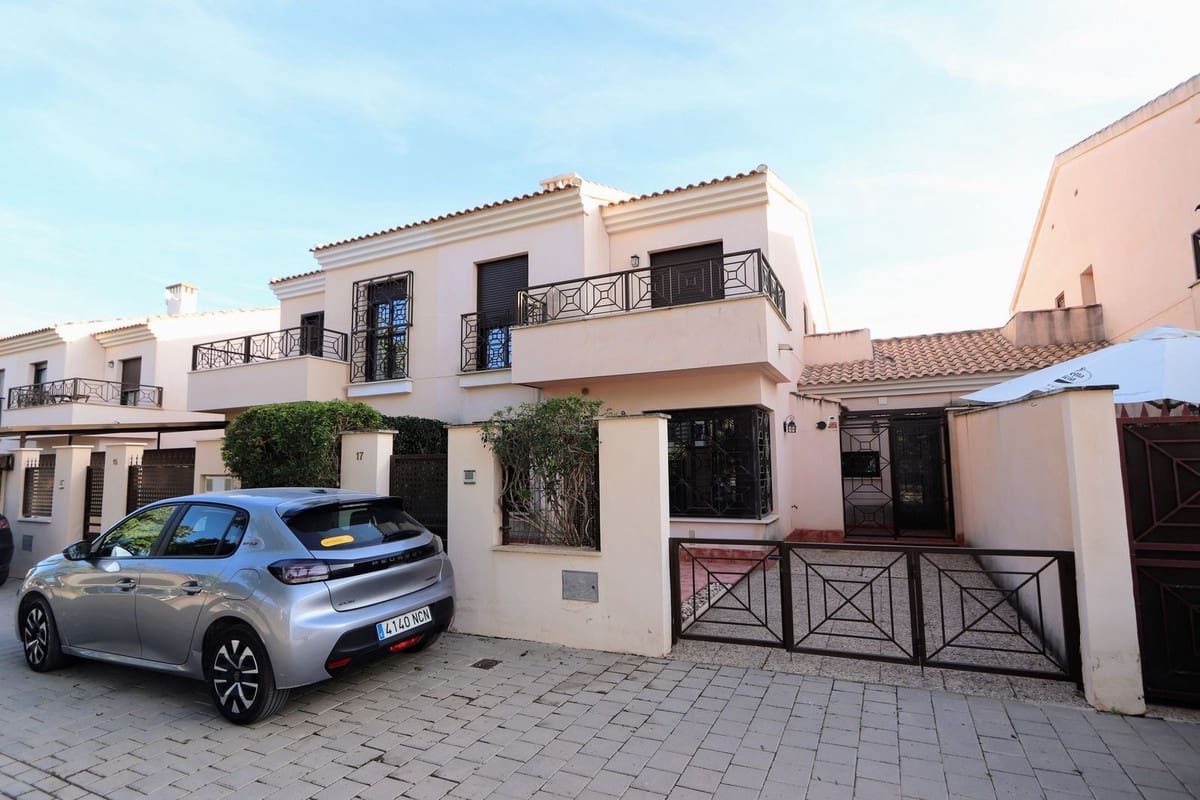 3 slaapkamer Halfvrijstaande villa te koop in San Cayetano met zwembad garage - € 165.000 (Ref: 9390491)