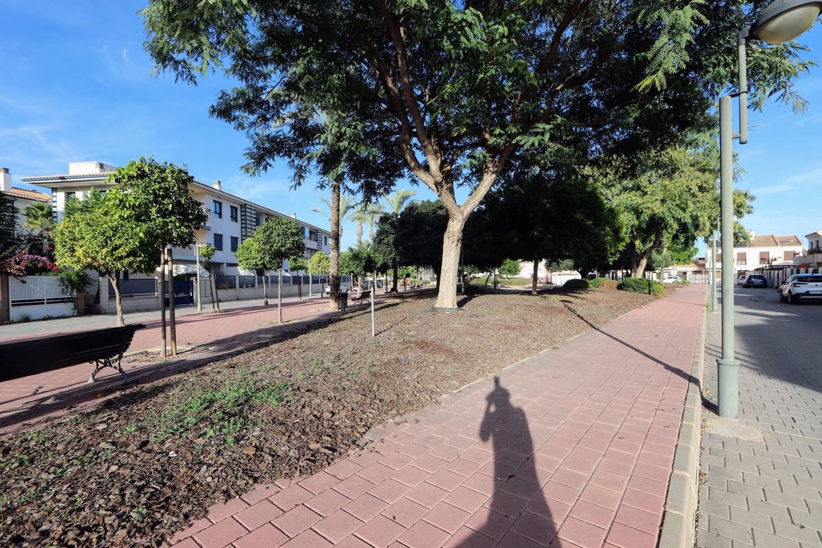 3 bedroom Semi-detached Villa for sale in San Cayetano with pool garage - € 165,000 (Ref: 9390491)