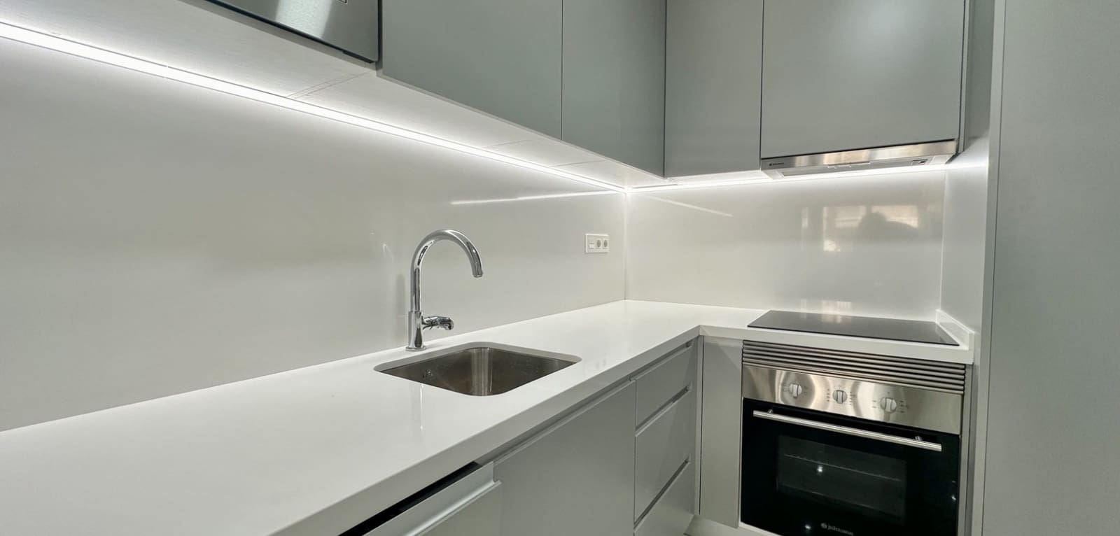 2 sypialnia Apartament na sprzedaż w Torrevieja - 239 000 € (Ref: 9393300)