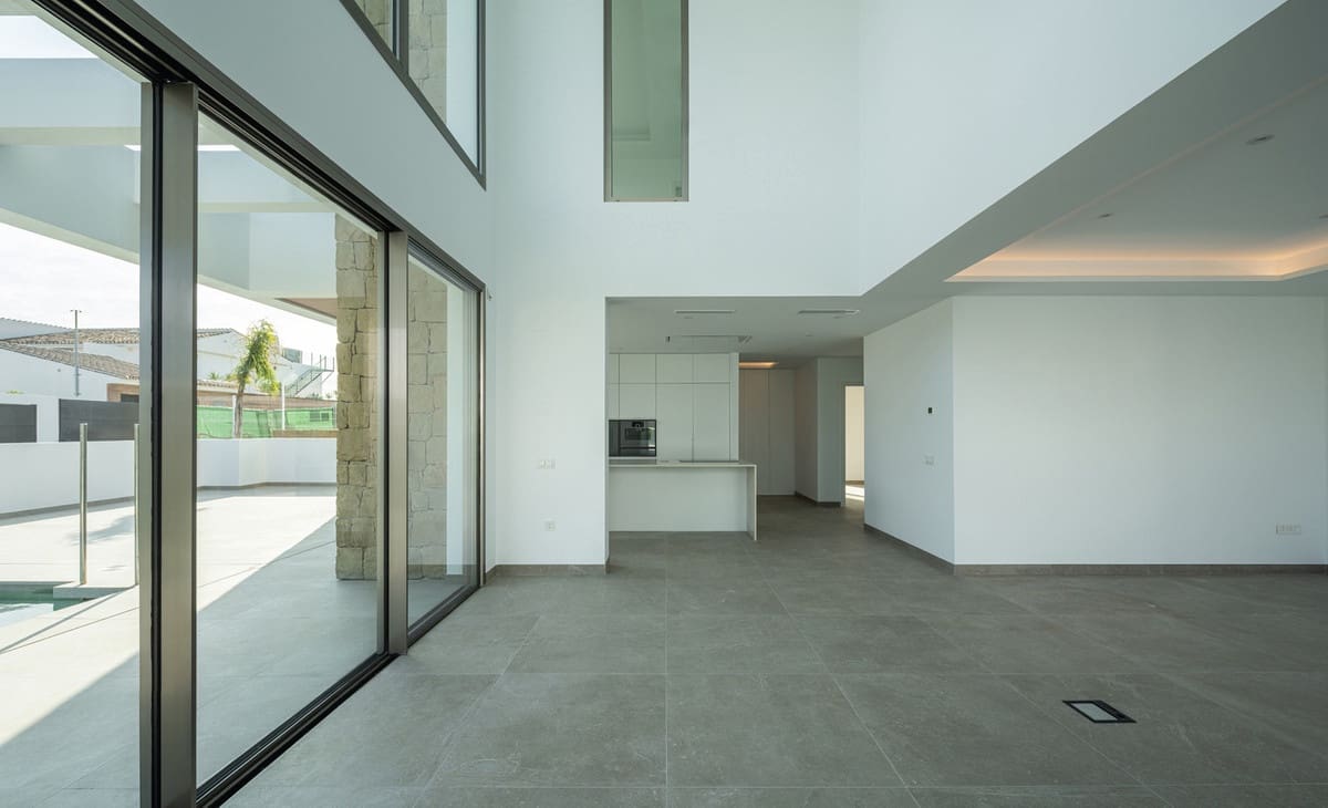 4 sovrum Villa till salu i Mijas Costa med pool - 1 765 000 € (Ref: 9398327)